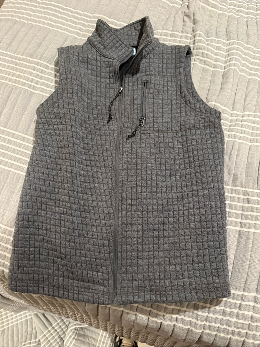 Boys Quilted Gray Zip-Front Vest